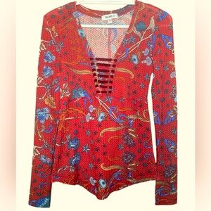 William Rast Adeline Rhubarb Floral Women’s Long Sleeve Top Raw Hem XS